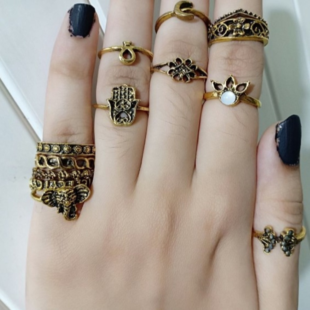 13 pieces Gold Crown & Flower Design Rings - Picture 2 of 8